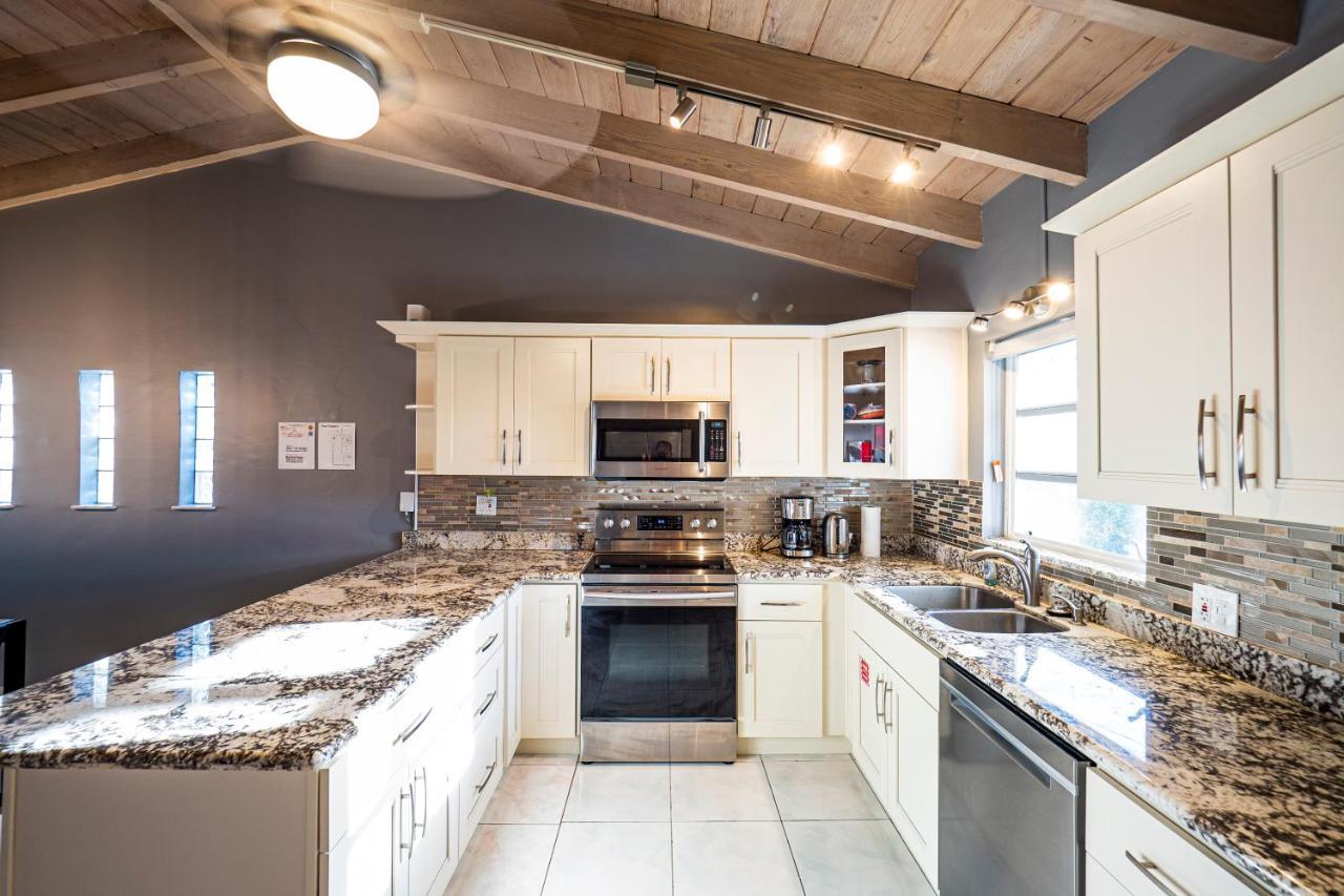 Вілла Newly Renovated 3Br2Ba Duplex With Private Dock Key Colony Beach Екстер'єр фото