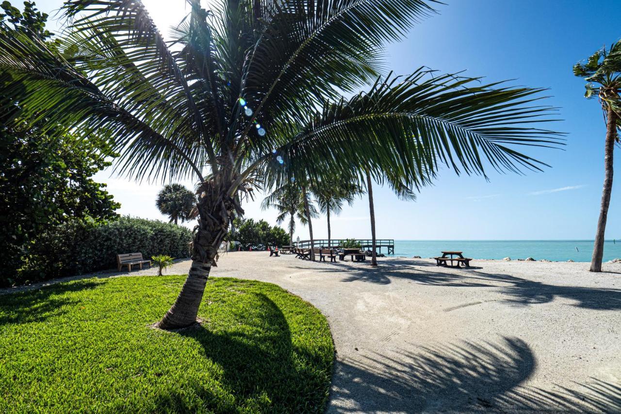 Вілла Newly Renovated 3Br2Ba Duplex With Private Dock Key Colony Beach Екстер'єр фото