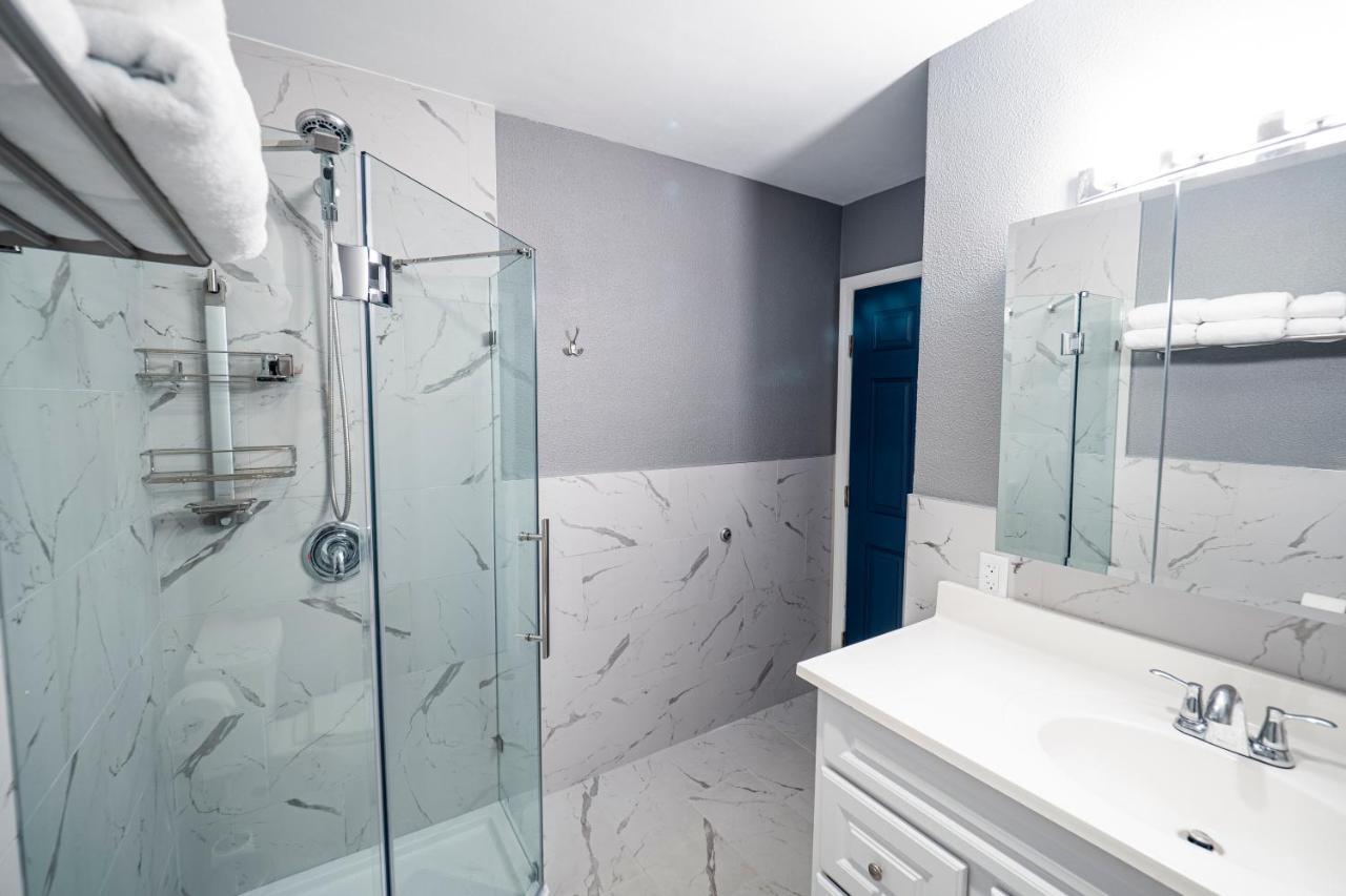 Вілла Newly Renovated 3Br2Ba Duplex With Private Dock Key Colony Beach Екстер'єр фото