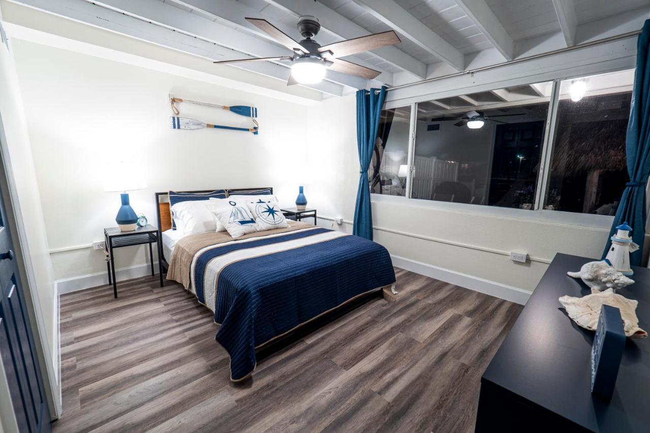 Вілла Newly Renovated 3Br2Ba Duplex With Private Dock Key Colony Beach Екстер'єр фото